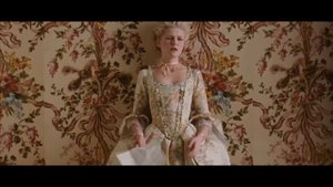 Король взял ее только потому, что ее единственная работа - делать детей