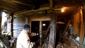 Ремонт сруба  сарая из небытия #5 // Сложная часть стены