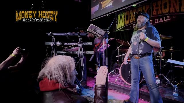 Memento mori. Ростислав Звездин (#HoneyCash) и  группа ФинскийзалиФ