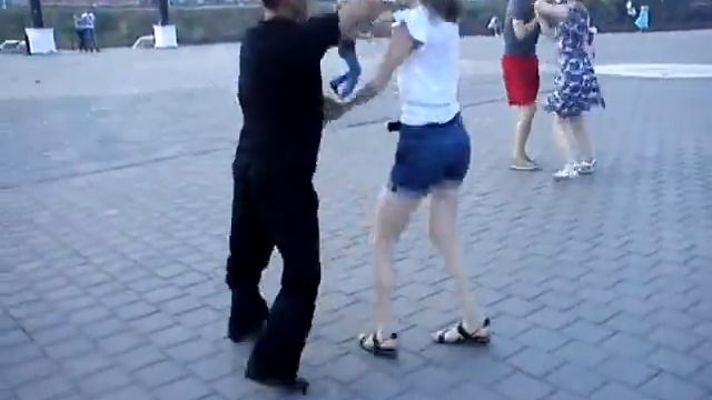 Годовщина группы. День 3 й. Танцуют учителя школы Salsa55 смотреть онлайн