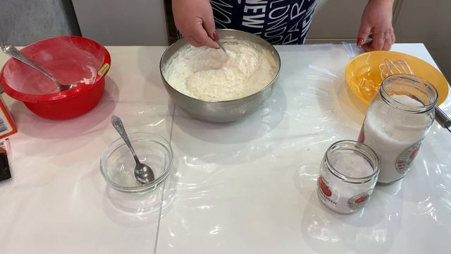 Пышные оладьи как пух на соде! Как приготовить оладьи на кефире? смотреть онлайн