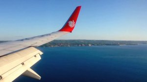 Приземление самолета на Бали