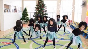 Танец папуасов