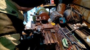 Как сделать узел качания передней балки на минитрактор?