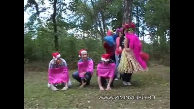 Три поросёнка Смешные танцы Funny dance The three little pigs 面白いダンス Lustige Tanz смотреть онлайн