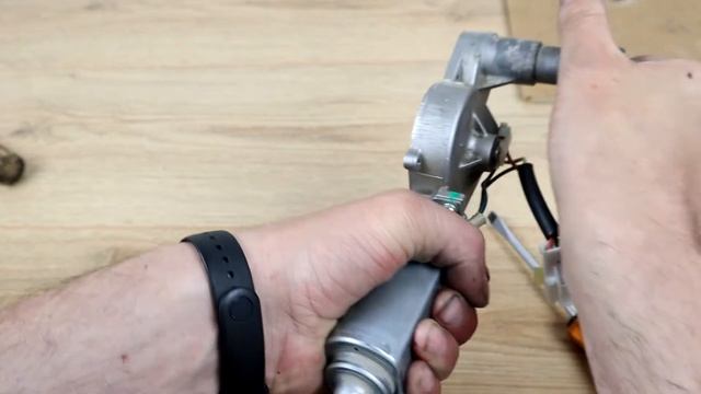 Ремонт моторедуктора заднего дворника Chevrolet Lacetti универсал.