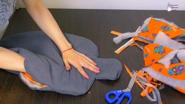 Как сшить подушку или коврик лист?  Пошагово своими руками