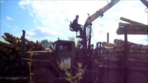 лесовоз с гидроманипулятором сф-65с