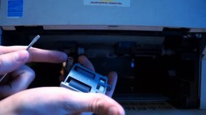 Kyocera FS4020 - замена ремкомплекта (часть 3 - замена роликов в нижнем лотке)