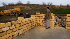 Кладка стен из ракушечника в Одессе.