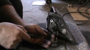 Как разобрать зеркало мерседес w124