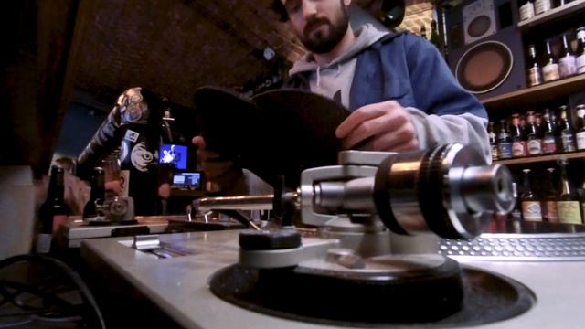 Dj-Set в Баре Top Hops / Виниловые пластинки / Жизнь диджея [ВЛОГ 2] смотреть онлайн
