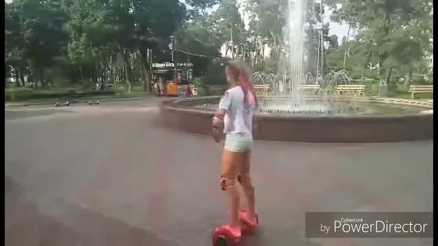 МОЙ ПЕРВЫЙ РАЗ НА ГИРОСКУТЕРЕ |•|? КАТАТЬСЯ | смотреть онлайн