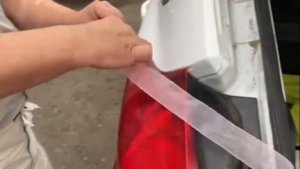 Как аккуратно снять задний фонарь на Форд Фокус 3