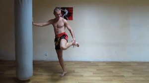 Тайский бокс Обучение   Техника ударов ногами   Урок №1