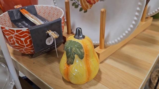 [SUB] ??? Finding beauty in morning walk routine, Trick or treat Halloween 2023 смотреть онлайн