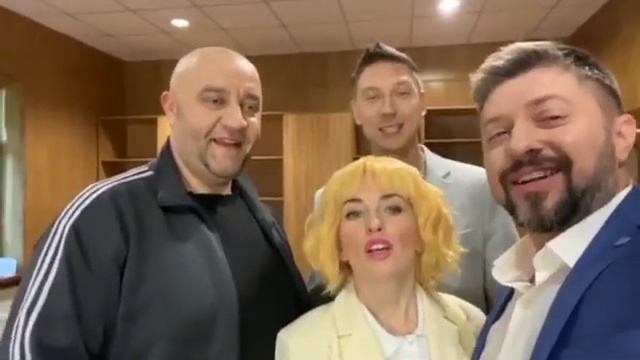 Новый год! Поздравления от "DISEL ШОУ" специально для РЦ "ВЕРТИКАЛЬ" 🌱г. Харьков с Новым 2022 годом смотреть онлайн