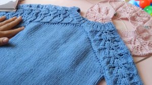 Вяжем вместе/Свитер с ажурными листьями/Регланом сверху