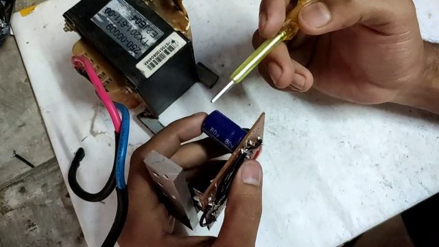How to make 12V To 220V Inverter In Hindi | UPS Transformer To 12V To 220V powerful Inverter смотреть онлайн
