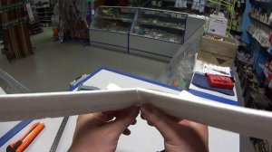 Как резать Багеты на потолок. Под Углом.