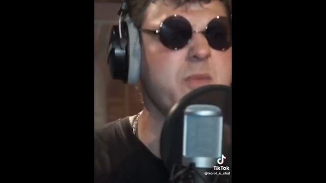 нарезка видеоклипов