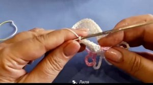 Летние бейсболки для девочки крючком.