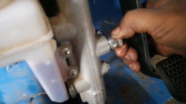 Bajaj Re Maxima C Bs6 Brake Pipe Change || bajaj maxima c bs6 2021 || bajaj maxima c 2023 смотреть онлайн