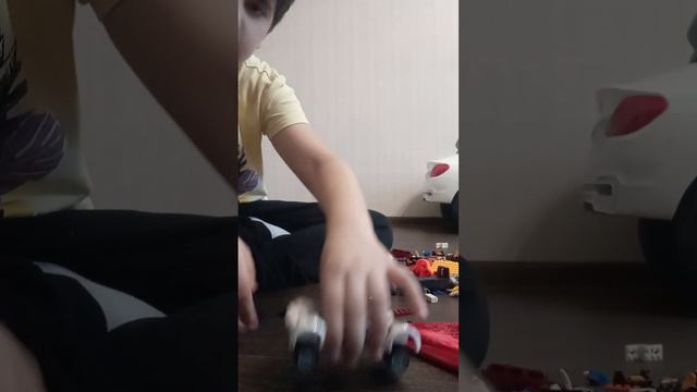 Показываю как сделать очень крутой полицейский монстер трак смотреть онлайн