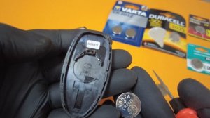 Как поменять батарейки в пульте-брелке автомобиля Nissan (Ниссан)