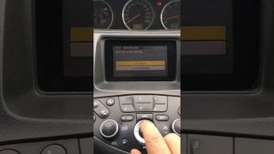 Ниссан Примьера р12 горит зелёный ключ