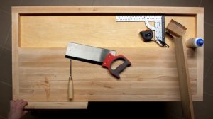 Красивая полка для книг из дерева от школы Стамеска