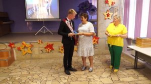 Школа № 4 г.Балаково-вручение аттестатов