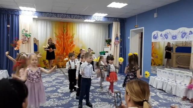 Хороши у нас в руках цветочки смотреть онлайн