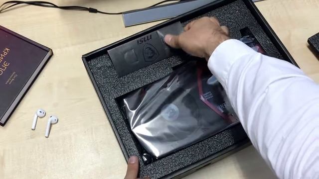 Распаковка видеокарты MSI Nvidia Geforce GTX 1080 ti Gaming X смотреть онлайн