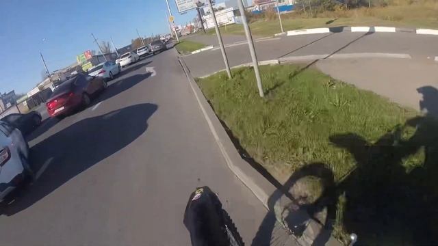 Еду на учёбу на заднем колесе/HUSQVARNA TC125 #bike #stunt #bikelover #bikelife смотреть онлайн