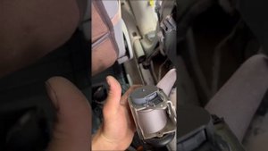 Как разблокировать ремень безопастности мерседес W211