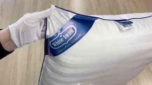 Подушка "Белый Лебедь" 70х70 / Фабрика Снов