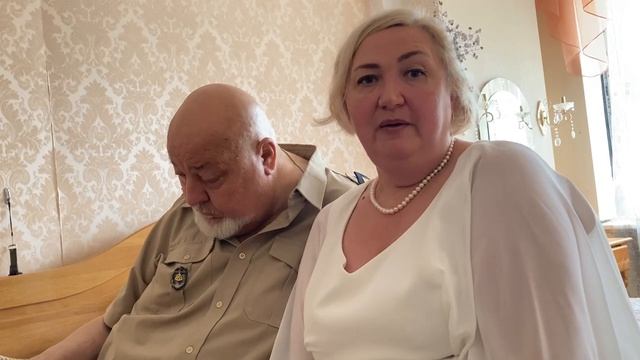 Поженившаяся после начала СВО пара в Мариуполе рассказала, как "азовцы" на спор стреляли по их дому