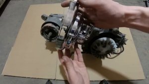 Двигатель Yamaha Jog Minarelli 3KJ- установка помпы жидкостного охлаждения.