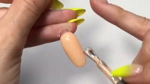 Френч гель-лаком. Как легко нарисовать френч?