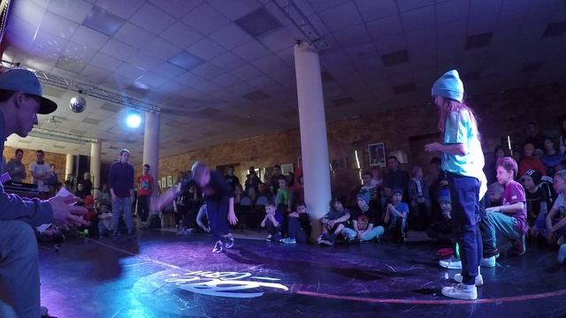 ЛЕРА и ВАСЯ vs ??? | ВСЕ СВОИ 2016 | ЯРОСЛАВЛЬ смотреть онлайн