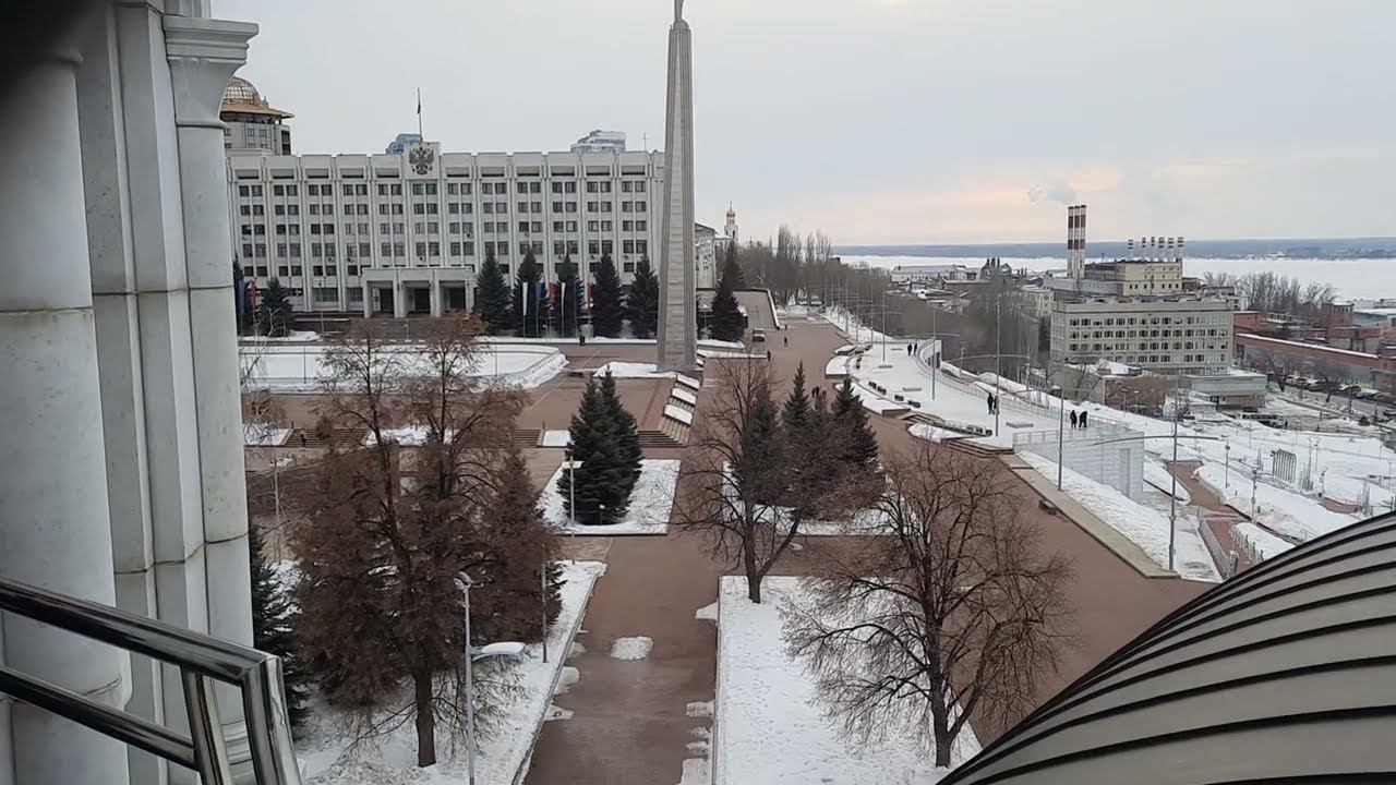 Вид с колокольни храма Георгия Победоносца, г Самара, Поволжье, река Волга