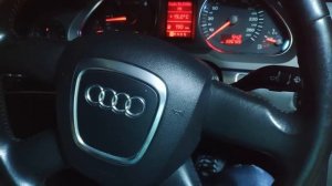 Скрип при нажатии на педаль тормоза AUDI A6 C6