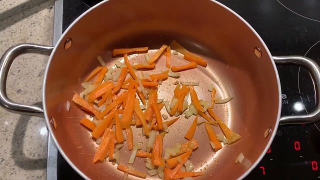 КАК готовить КРАСНУЮ ЧЕЧЕВИЦУ из подручных продуктов Густой суп с КРАСНОЙ ЧЕЧЕВИЦЕЙ ПП ВЕГАН смотреть онлайн