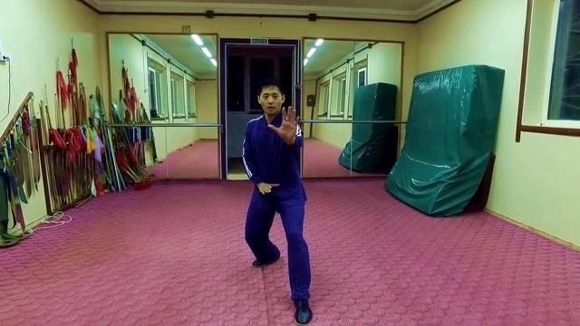 Реальное гунфу с Алексеем Чагай   шпагат и базовые упражнения Ушу