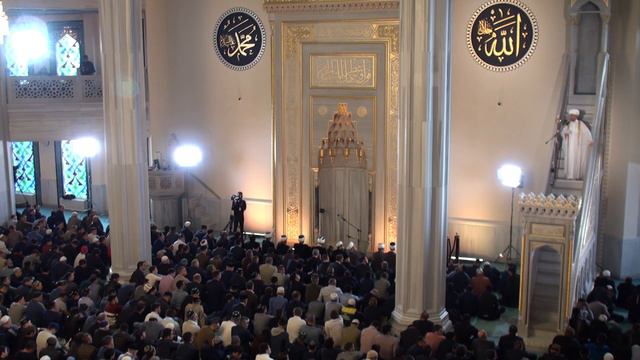 Праздничная проповедь муфтия Равиля Гайнутдина. Курбан байрам 2019 смотреть онлайн