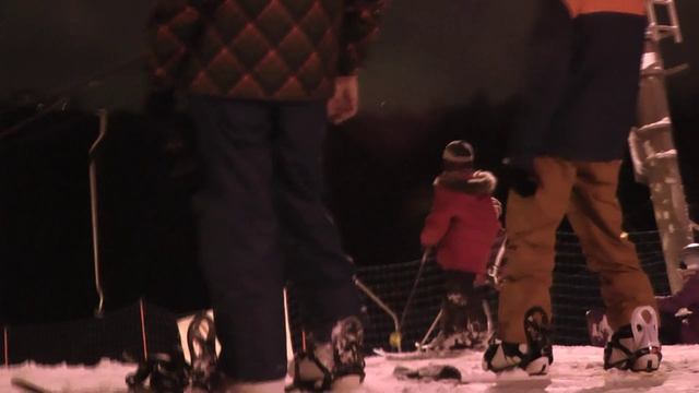 Узкое горные лыжи.mp4 смотреть онлайн