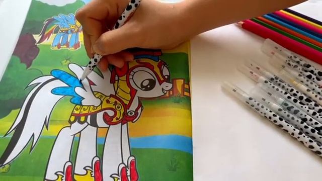 Раскраска пони/ Маленький пони / смотреть онлайн