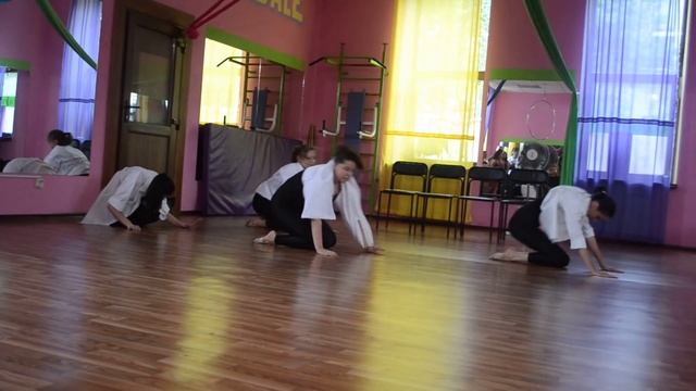 День Рождения студии танцев Beauty Linsale. Группа Contemporary смотреть онлайн