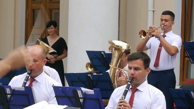 Ты идёшь (Галисес). Пятницкий духовой оркестр "Ника"